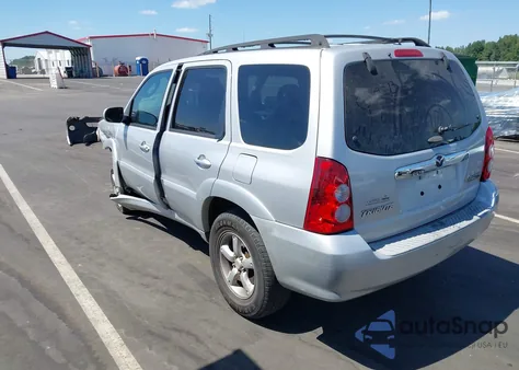 2005 Mazda Tribute S z USA, uszkodzony, nr VIN 4F2CZ04195KM30689
